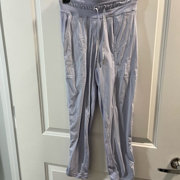 lululemon athletica Pants - Women’s Lavender Pants Lululemon dance Studio Size 2 Good Condition
